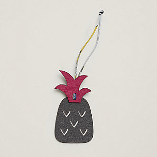pineapple-and-leaf-charm--